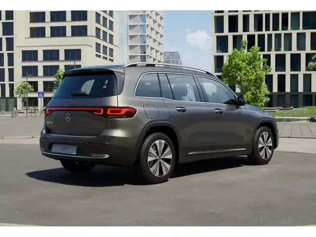 Mercedes-Benz EQB 250