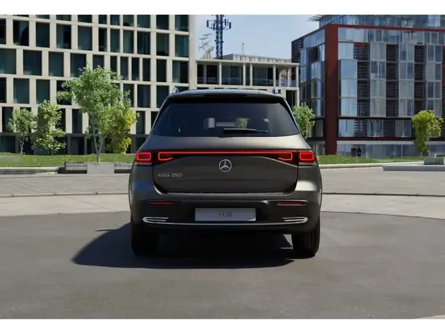 Mercedes-Benz EQB 250