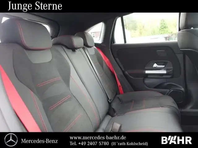 Mercedes-Benz GLA 35 AMG