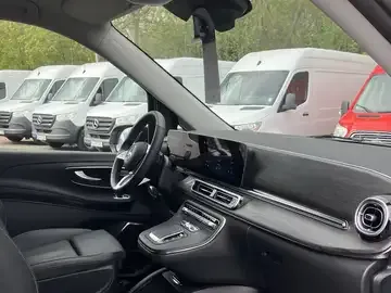 Mercedes-Benz V 250