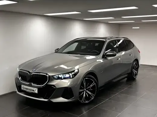 BMW 550
