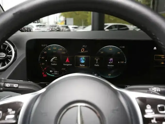 Mercedes-Benz EQA 250