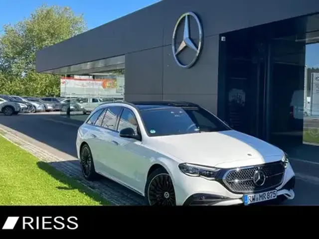Mercedes-Benz E 220