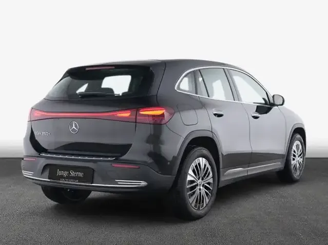 Mercedes-Benz EQA 250