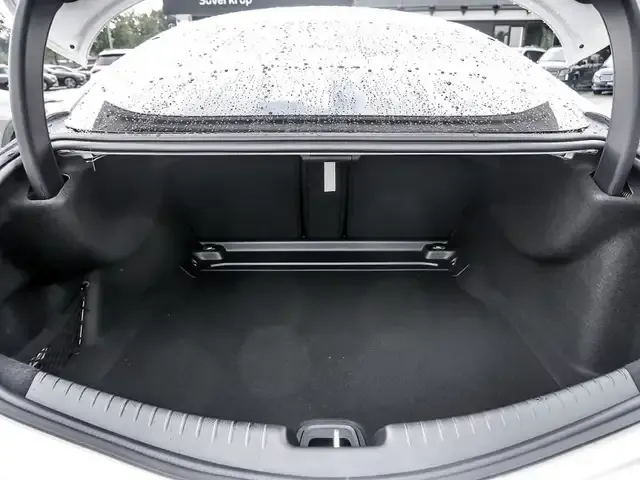 Mercedes-Benz CLE 200