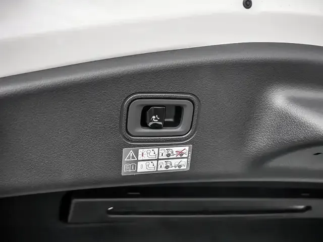 Mercedes-Benz CLE 200