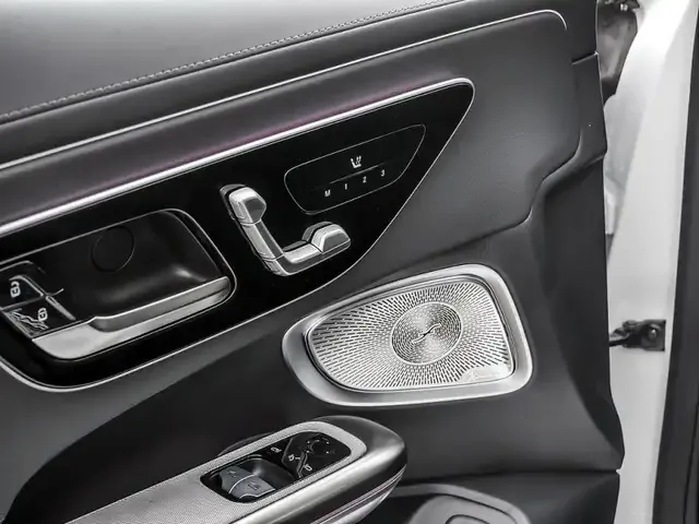 Mercedes-Benz CLE 200