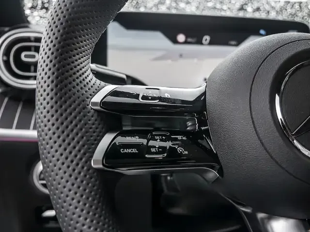 Mercedes-Benz CLE 200