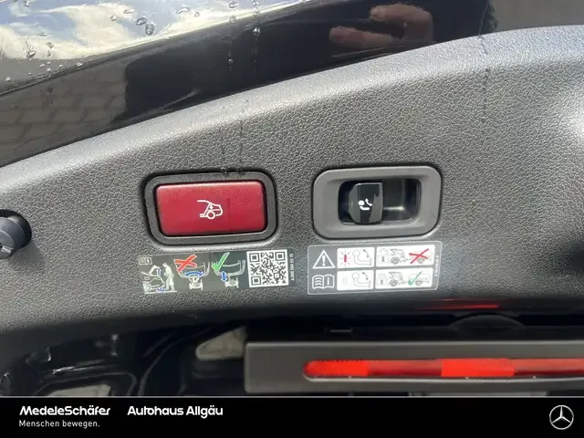 Mercedes-Benz CLE 220