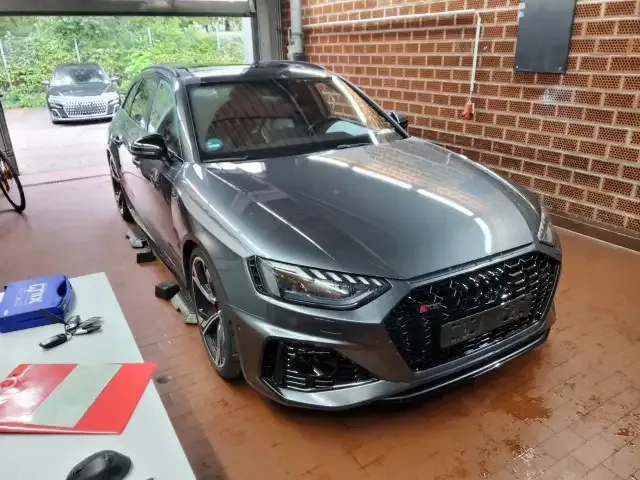 Audi RS4