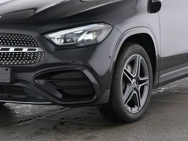 Mercedes-Benz GLA 250