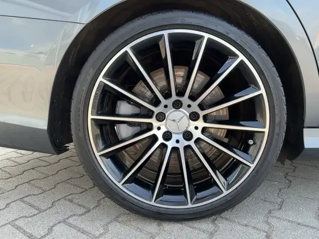 Mercedes-Benz E 53 AMG