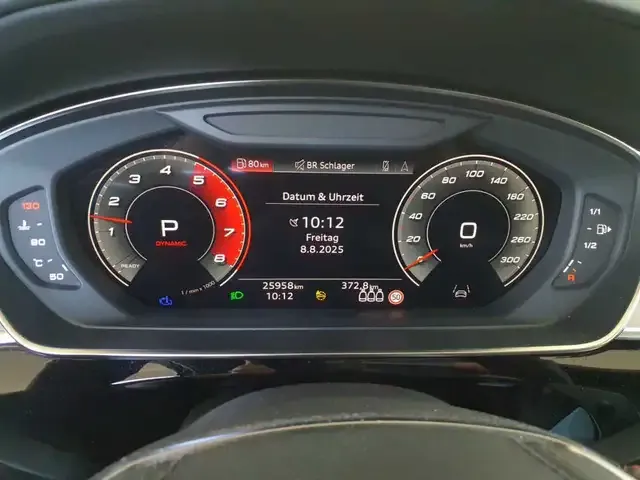 Audi S8