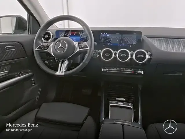 Mercedes-Benz GLA 180