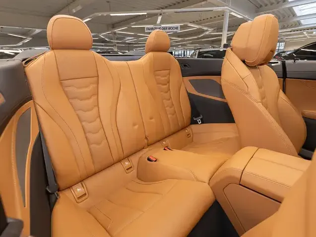 BMW 840