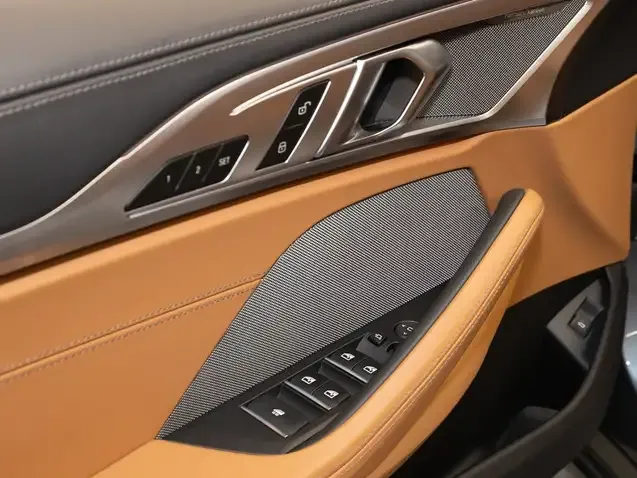 BMW 840
