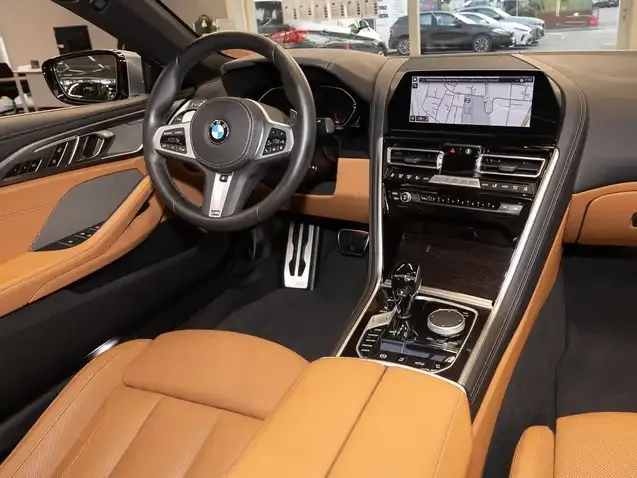 BMW 840