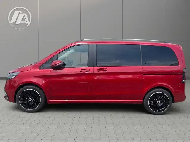 Mercedes-Benz V 220