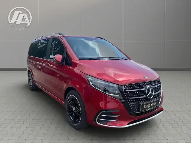 Mercedes-Benz V 220