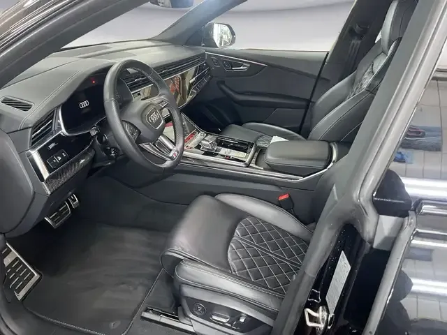 Audi SQ8