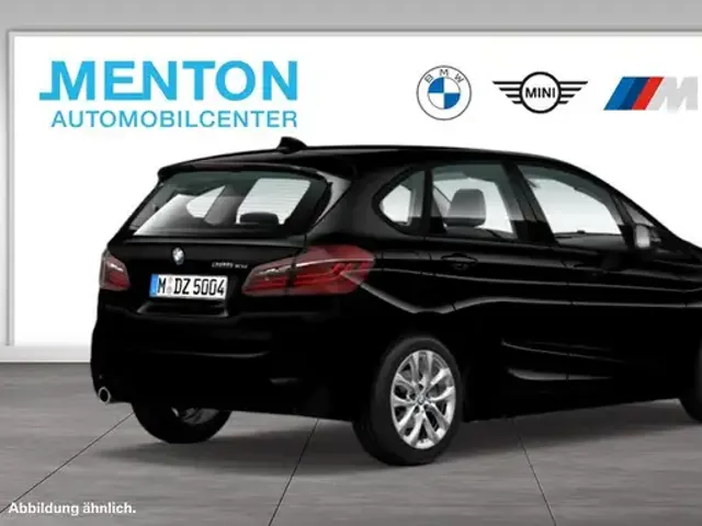 BMW 225