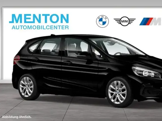 BMW 225