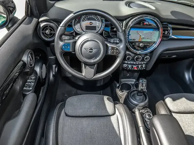 MINI Cooper Cabrio