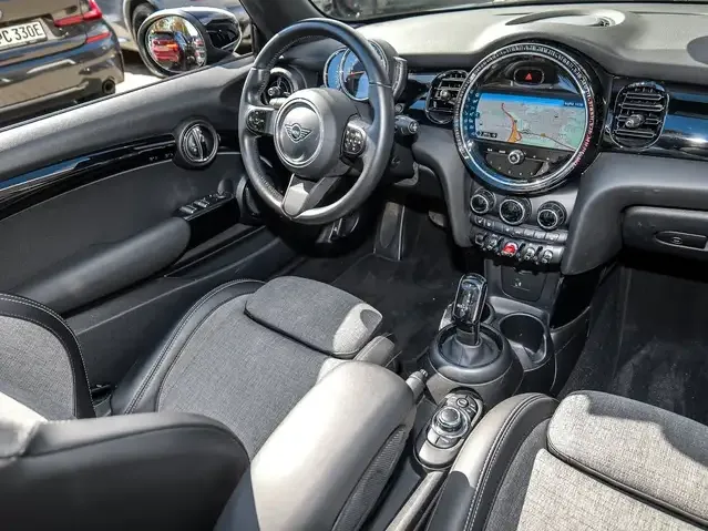 MINI Cooper Cabrio