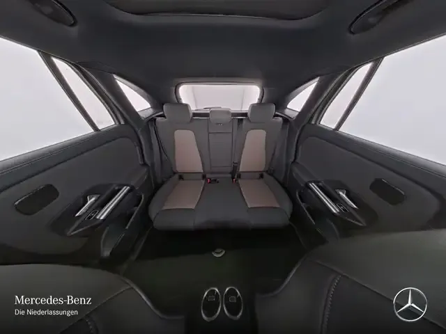 Mercedes-Benz EQA 300