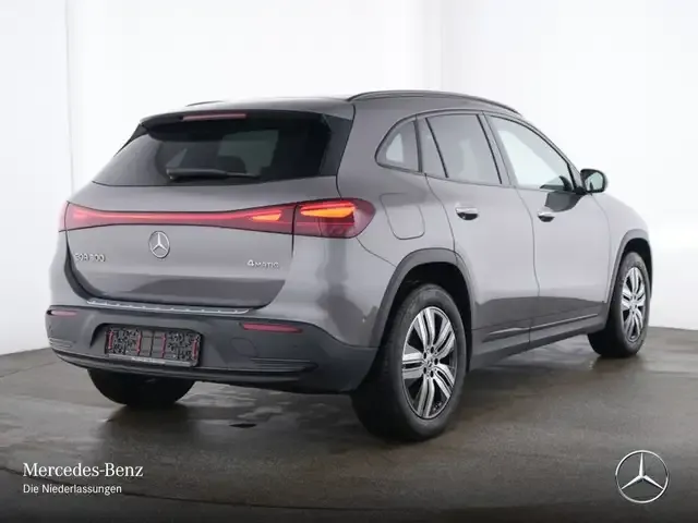 Mercedes-Benz EQA 300