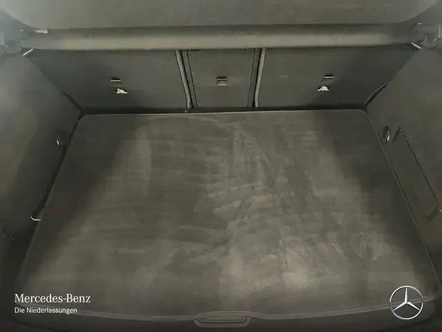 Mercedes-Benz GLA 220