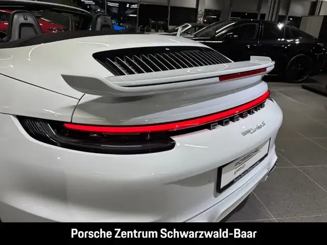 Porsche 992