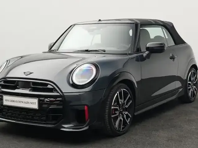 MINI John Cooper Works Cabrio