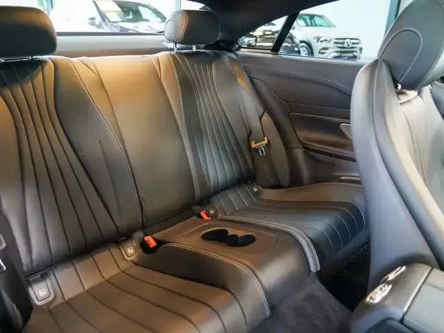 Mercedes-Benz E 400