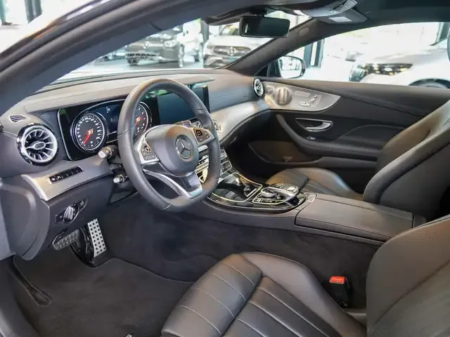 Mercedes-Benz E 400