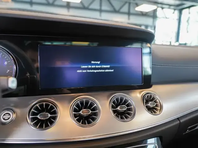 Mercedes-Benz E 400