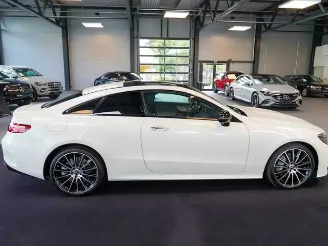 Mercedes-Benz E 400