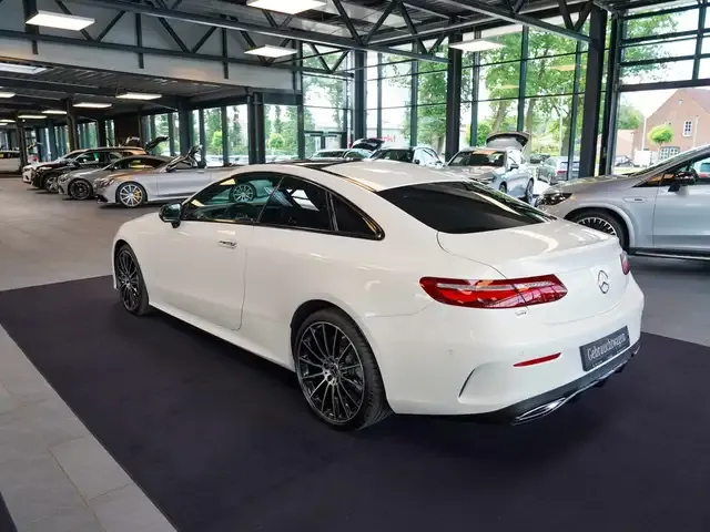 Mercedes-Benz E 400