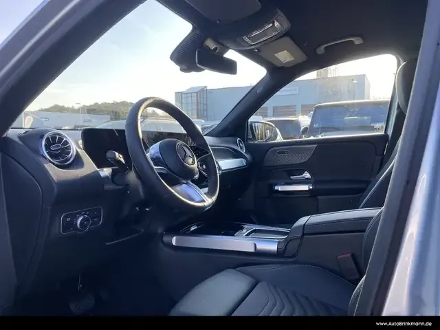 Mercedes-Benz GLB 200