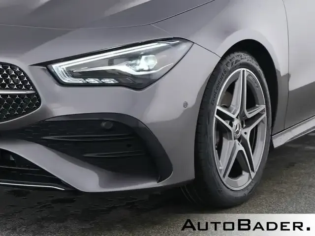 Mercedes-Benz CLA 180