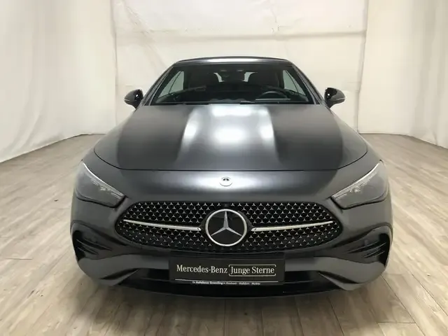 Mercedes-Benz CLE 300