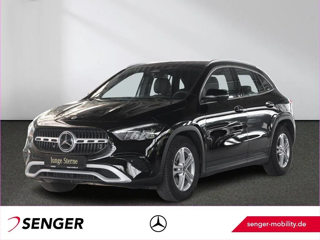 Mercedes-Benz GLA 200