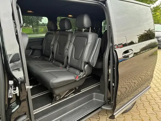 Mercedes-Benz EQV 300