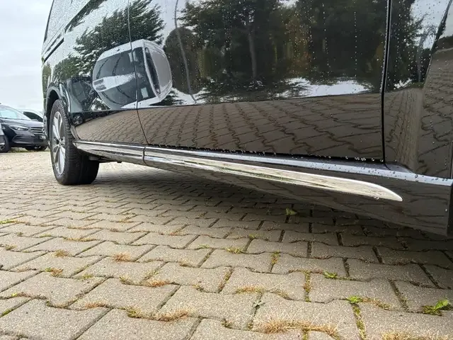 Mercedes-Benz EQV 300
