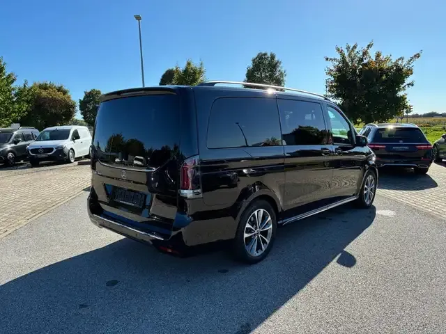 Mercedes-Benz EQV 300