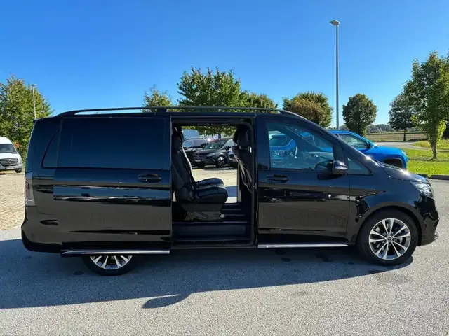 Mercedes-Benz EQV 300