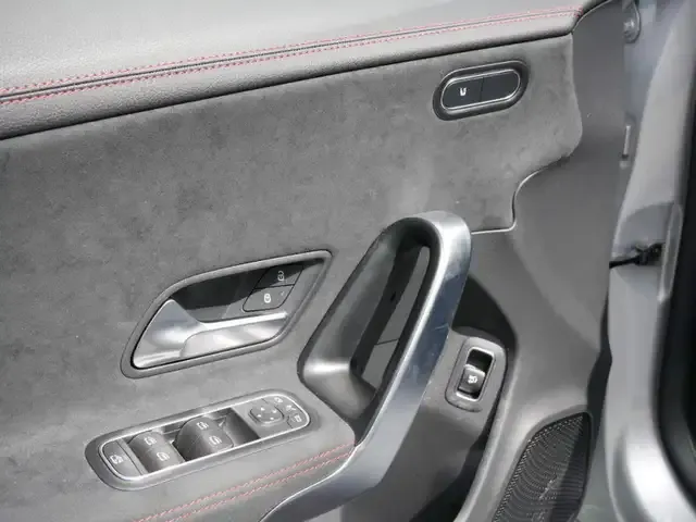 Mercedes-Benz Sonstiges