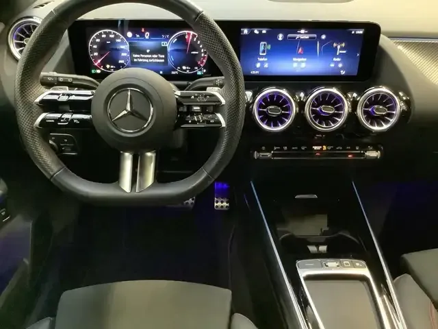 Mercedes-Benz GLA 250