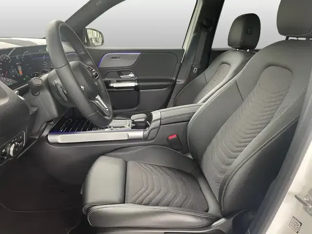 Mercedes-Benz EQB 300