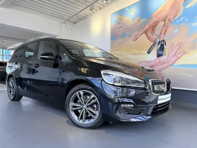 BMW 218